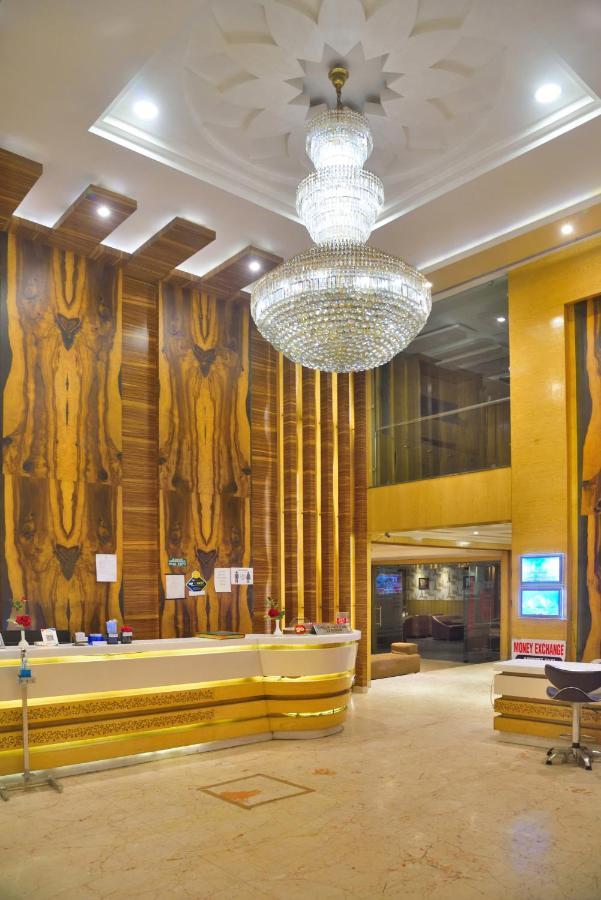 Aman Continental - 2Mins From Railway Station And 5 Mins From Metro Hotel New Delhi Buitenkant foto