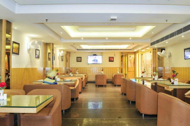 Aman Continental - 2Mins From Railway Station And 5 Mins From Metro Hotel New Delhi Buitenkant foto